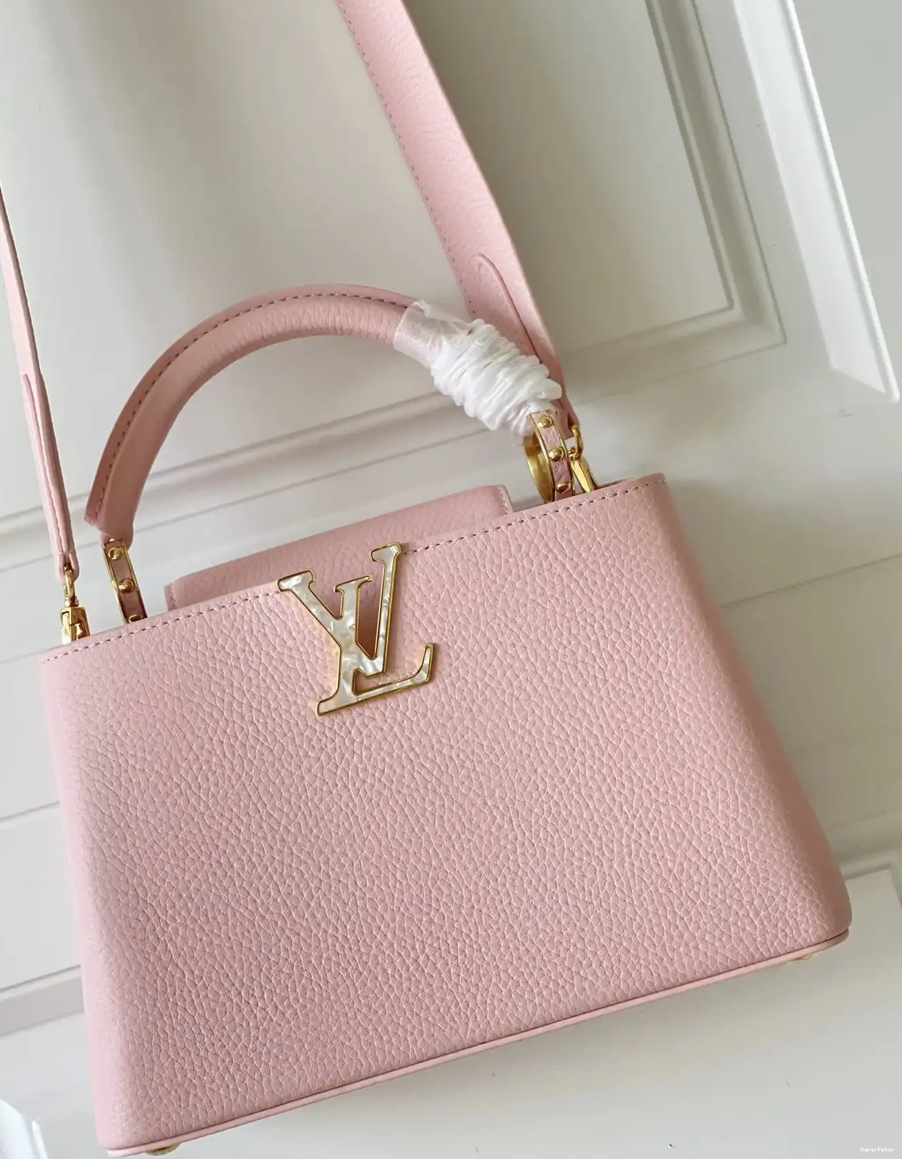 LOUIS CAPUCINES VUITTON BB 0623
